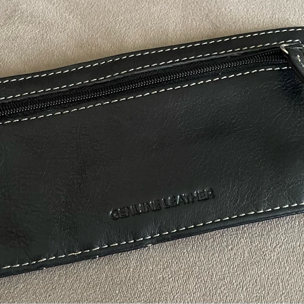 Genuine Leather ID/Card Holder - Picture 3 of 9